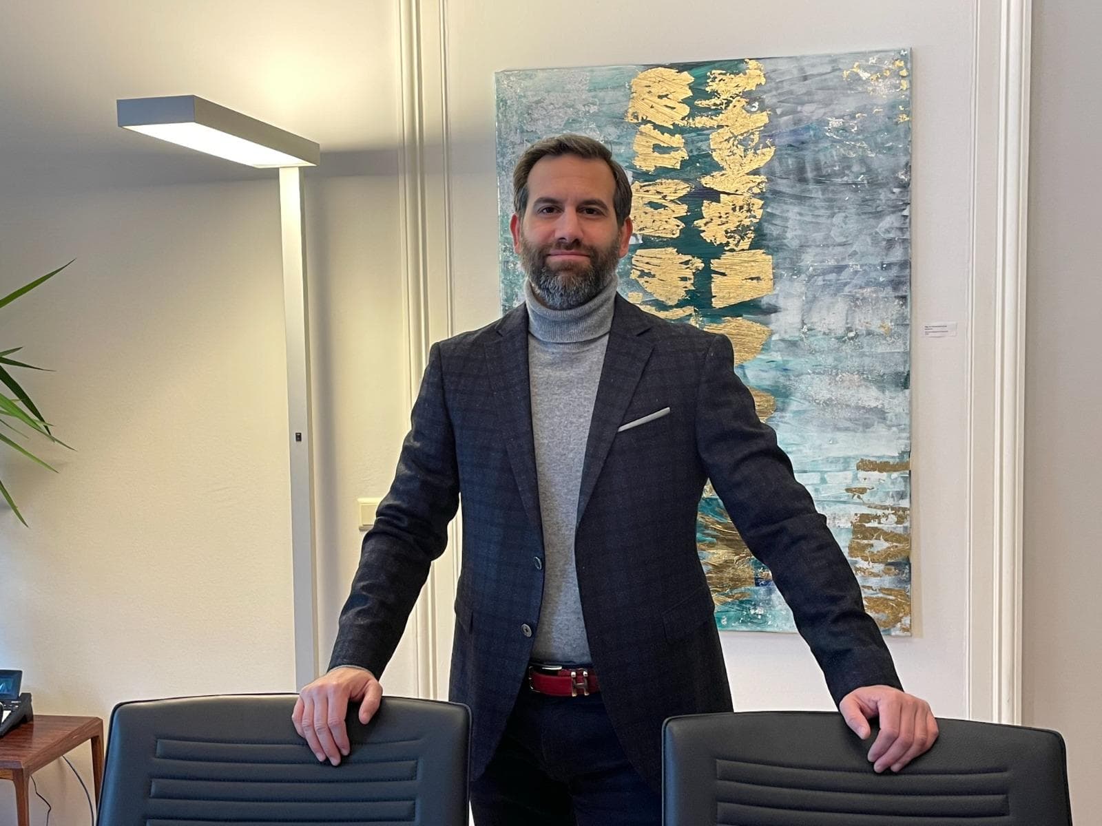 Mag. Julian Motamedi